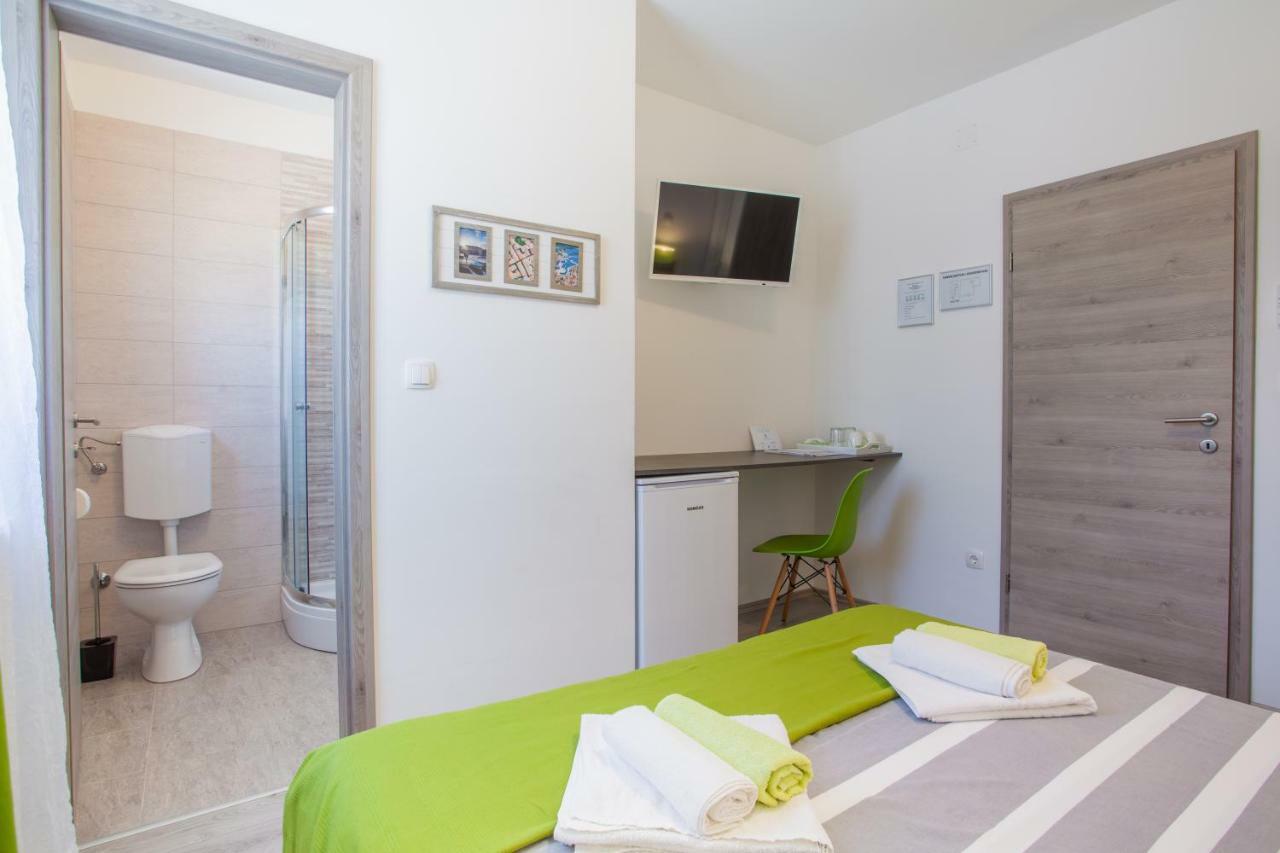 קרס Room Elelina מראה חיצוני תמונה
