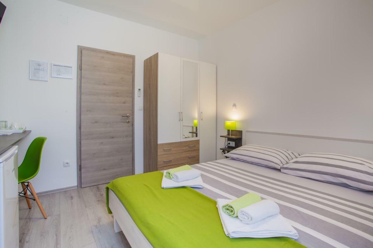 קרס Room Elelina מראה חיצוני תמונה